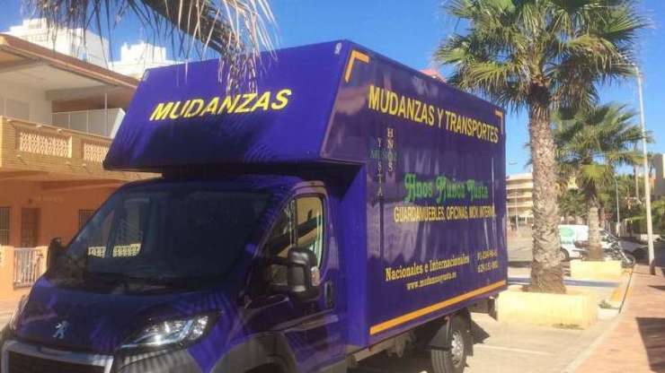Embalar cajas para tu mudanza